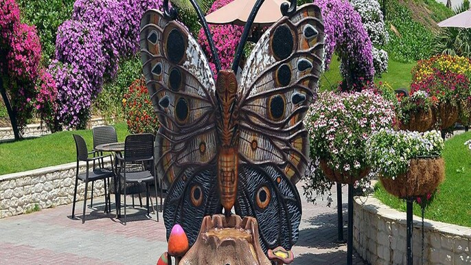 Dubai Butterfly Garden – Indoor Butterfly Sanctuary & Bio-Domes, Dubailand, Dubai