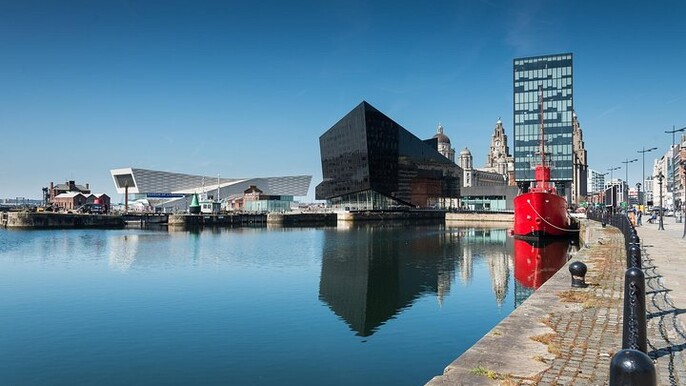 Flexible Day Tour Liverpool with a Local: Private & Personalized