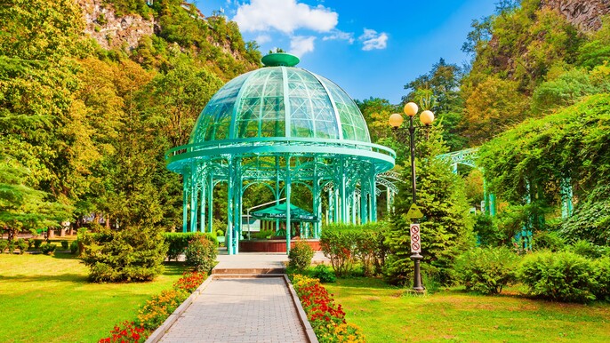 Full Day Group Tour to Vardzia, Rabati, and Borjomi from Kutaisi