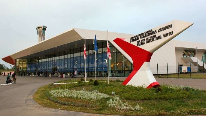Kutaisi Airport Private Transfer to Batumi (KUT⇄Hotel)