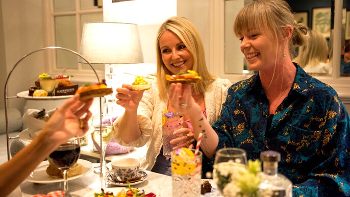 Private afternoon tea on a traditional Irish farm. Hidden Heartlands. Guided