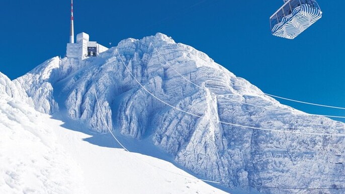 From Zurich: Mount Säntis, St. Gallen Old Town & UNESCO Library