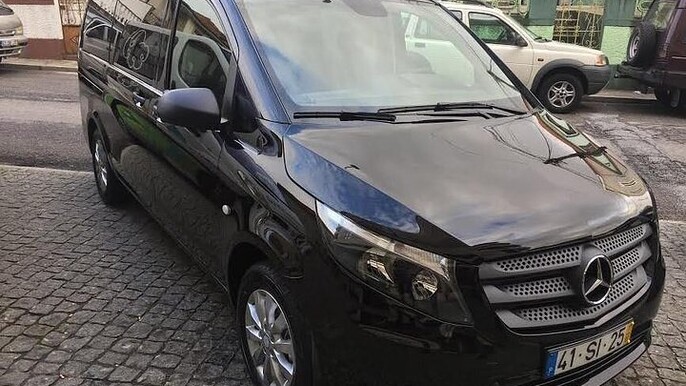 Transfer from Porto Airport to Braga or Guimarães Hotels