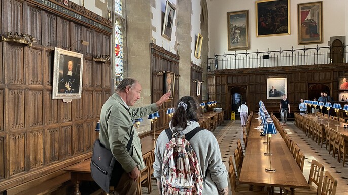 (GYG) Group tour: Up to 25 People