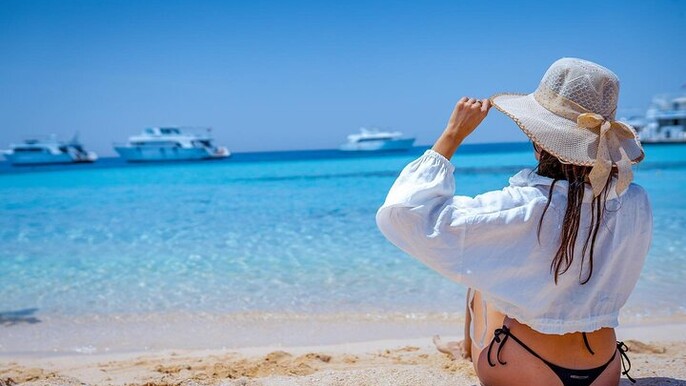 Hula Hula Island Snorkeling & 1 Diving Sea Trip & Lunch- Hurghada
