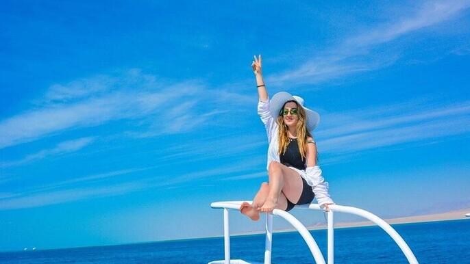 Ras Mohamed National Park & White Island Boat Trip with Lunch - Sharm El Shiekh