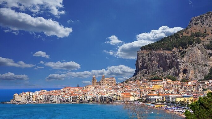 Medieval castle of Caccamo and Cefalù, full day PRIVATE guided tour from Palermo.