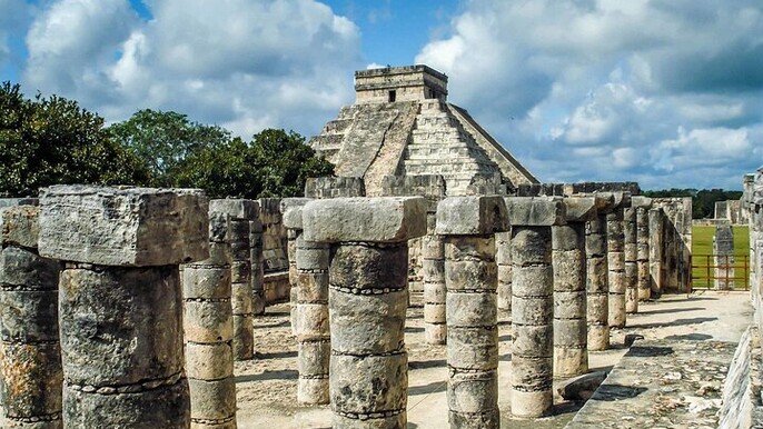 Shared Guided Day Tour to Chichen Itza with Tequila Tasting