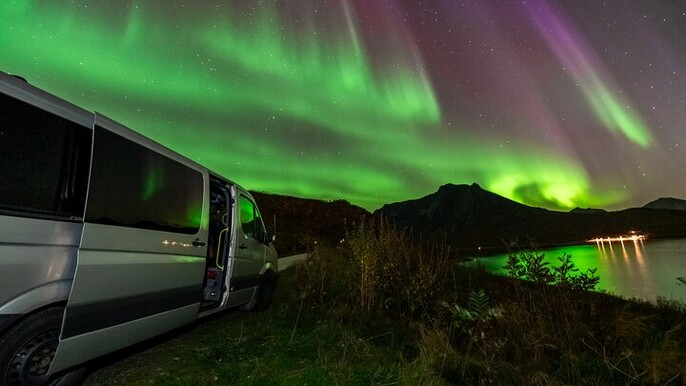 Tromso Cruise Excursion Northern Light Aurora Tour