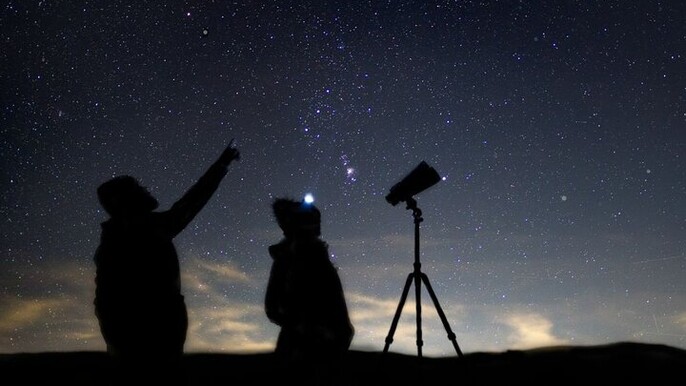 Sunset Stargazing with Telescope and BBQ Dinner in Hurghada