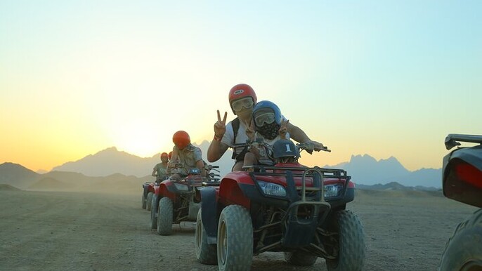 Hurghada Safari Quad and Camel Ride with Night Show and Dinner