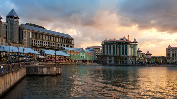 Cap To The Capital | Culture, Food, History, Shopping