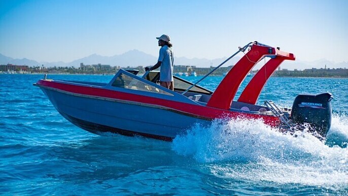 Private Dolphin House Speedboat Adventure & Parasailing –Hurghada