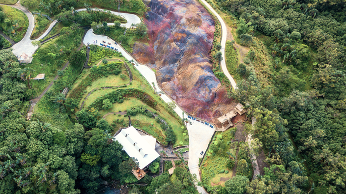 Vallé Advenature Park: 23 Coloured Earth, Trails, Waterfalls, Zip-lines, Quad Adventure