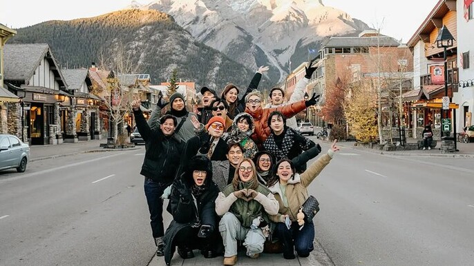 Banff Explorer Private Tour with Lake Louise and Moraine Lake