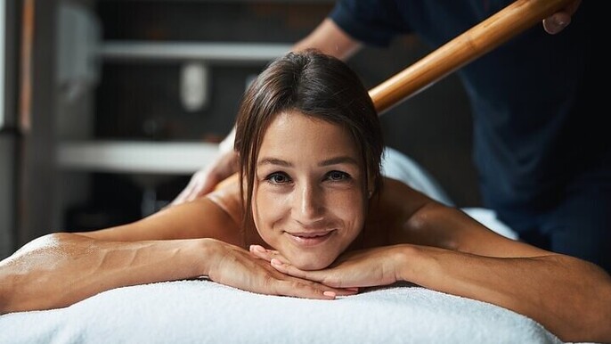 Relaxing 90-Min Massage with Sauna, Steam and Jacuzzi :Hurghada