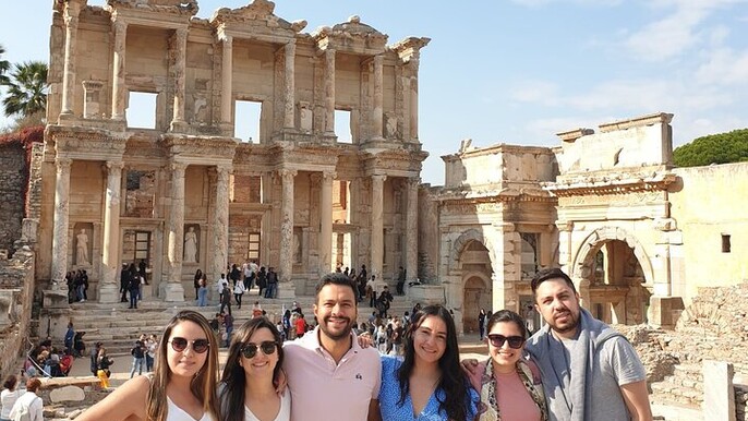 Private Ephesus Tour with Turkish Bath Experience with Lunch