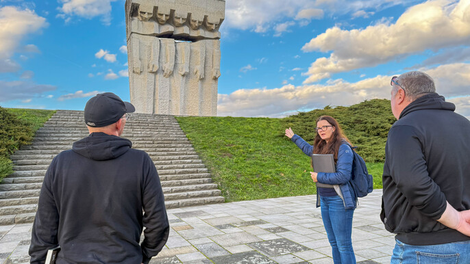 Cracow: Former Concentration Camp Plaszow Guided Tour