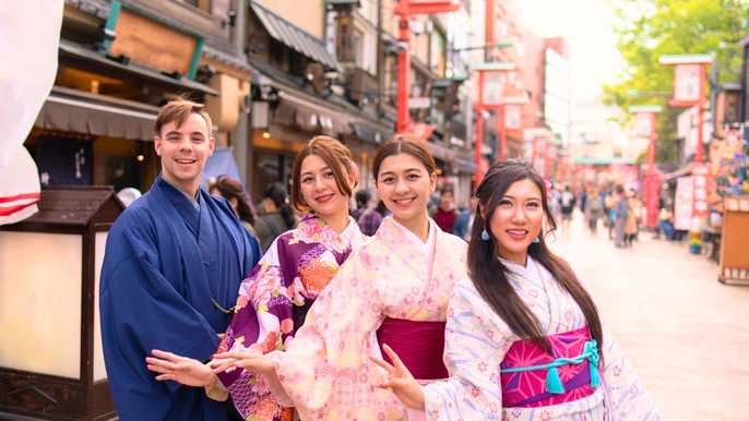 Tokyo: Fall Kimono Experience with Free Photo in Asakusa