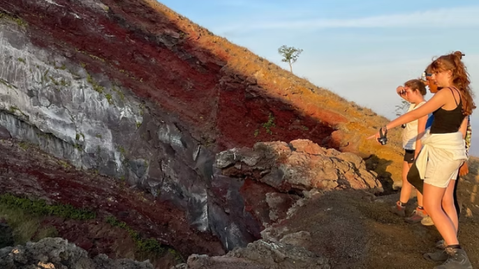 El Hoyo Volcano Experience – Hike to Nicaragua’s Most Breathtaking Viewpoint