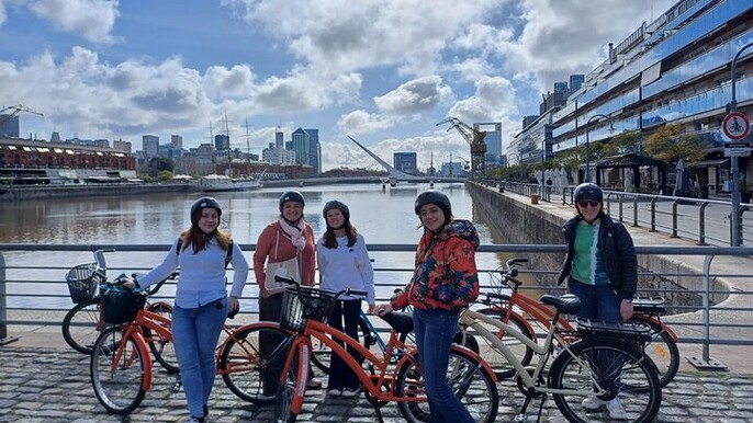 Buenos Aires Bike Tour: San Telmo and La Boca Districts