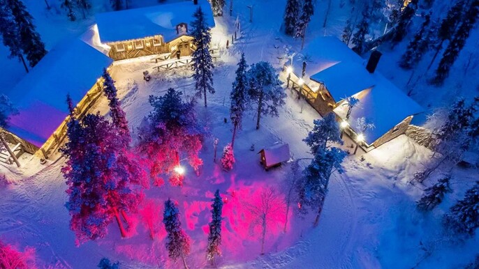 Visit the Elves Village and explore on your own (entrance tickets, no program)