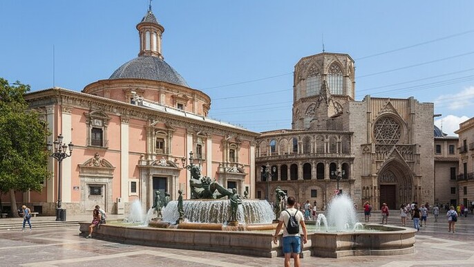 Valencia Self Guided Walking Tour with Audio