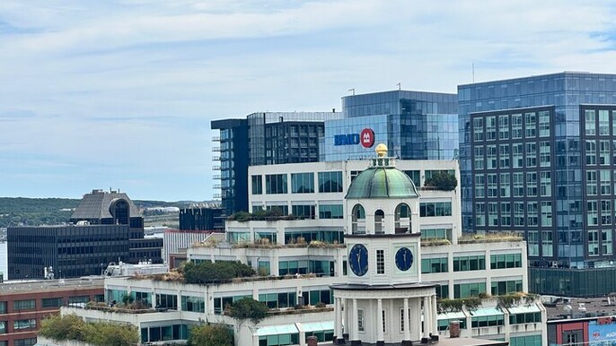 Peggy’s Cove and Halifax City Private 4 Hour Audio Guided Tour