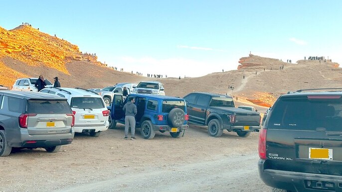 Edge of The World Riyadh Transfer in a New Air-conditioned Car