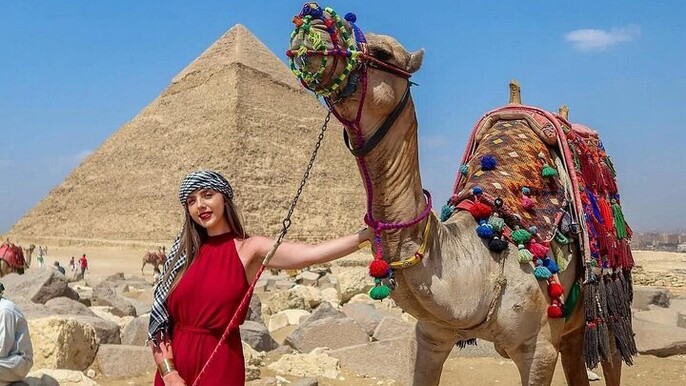 Cairo Day Tour, Pyramids, Sphinx & Museum With Lunch / Hurghada