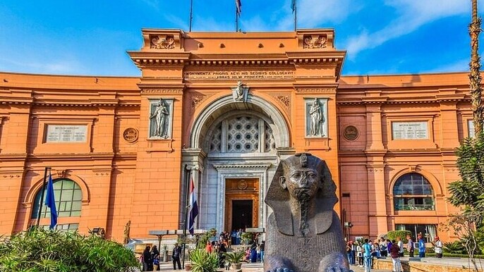 Cairo Day Tour To Pyramids, Sphinx & Museum with Lunch : Hurghada