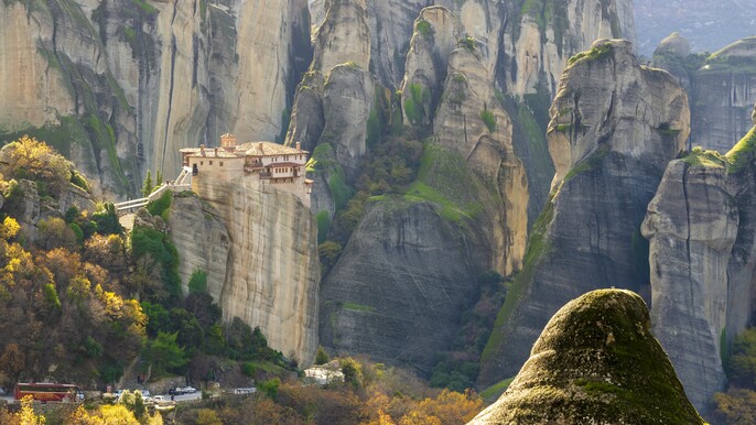 Thessaloniki – Meteora Monastries For Cruisers