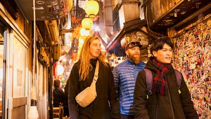 Tokyo Shinjuku Historical & Backstreets Walking Tour