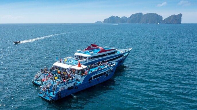 Phuket to Phi Phi Ferry and Island Trip