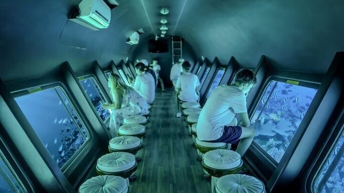 Hurghada Paradise Conquest Semi Submarine Snorkeling Trip