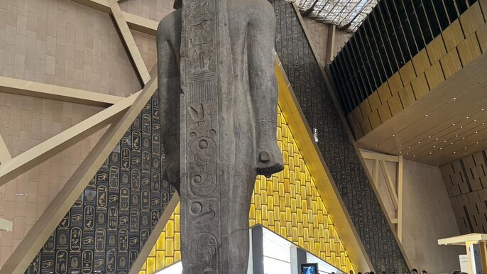 8-Hour Private Tour of the Pyramids, Sphinx, Grand Egyptian Museum