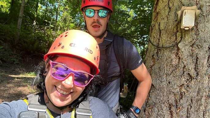 Enchanting Zipline and Camano Island Tour