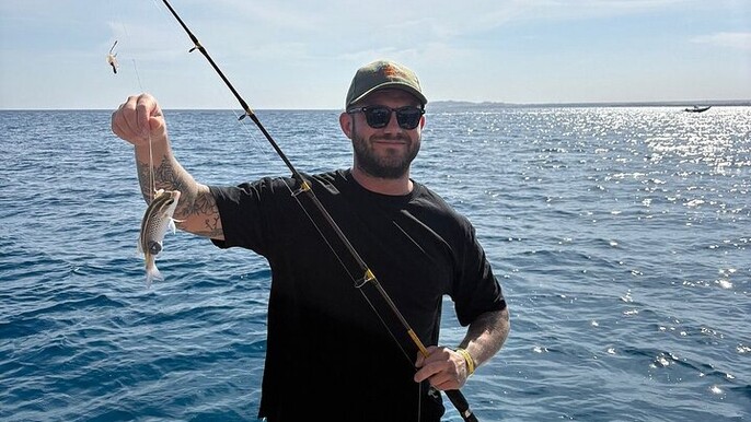 Private Speedboat Fishing and Snorkeling Experience :Hurghada