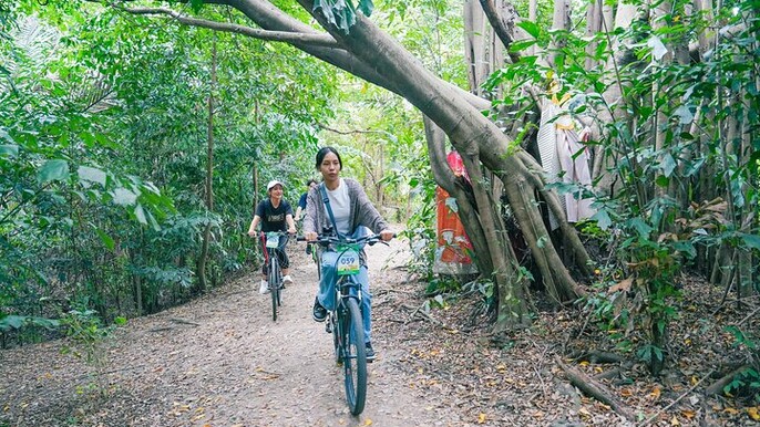 Bangkok Nature & Local Village Bike Tour