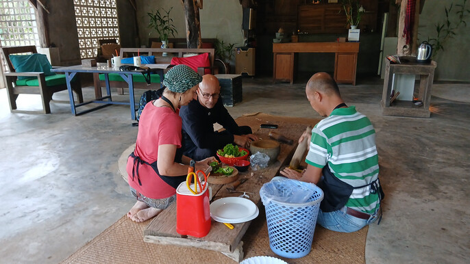 Eco lotus cooking classes by chef samon