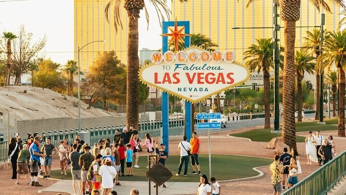 Vegas Explorer: Hop-On Hop-Off Adventure at Your Own Pace