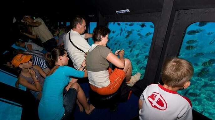 Panorama Semi Submarine with Snorkeling & Transfer :Hurghada