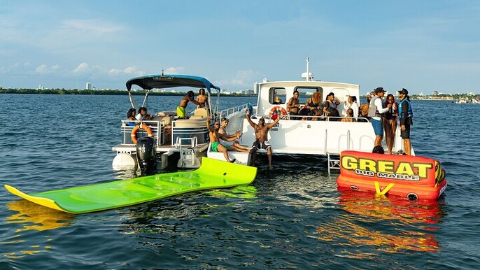 The Ultimate Water Experience in Miami with Drinks and Jet Skis