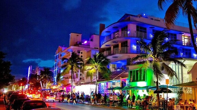 Miami by Night: City and Beach Lights Panoramic Tour