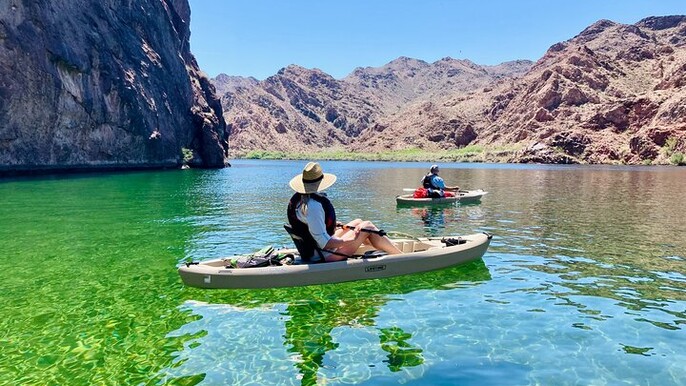 Emerald Cave: Full-Day Exploration