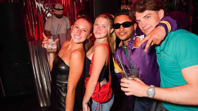 Daily Bar Crawl Miami ( Website)