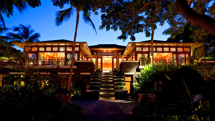 KOA to Four Seasons Resort Hualalai Private Airport Transfer