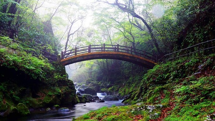Takachiho Gorge & Ancient Shrines Day Trip from Fukuoka