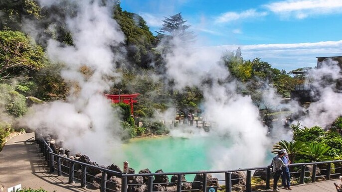 Yufuin Kinrin Lake Sea Hell Hot Springs Kyushu Zoo from Fukuoka
