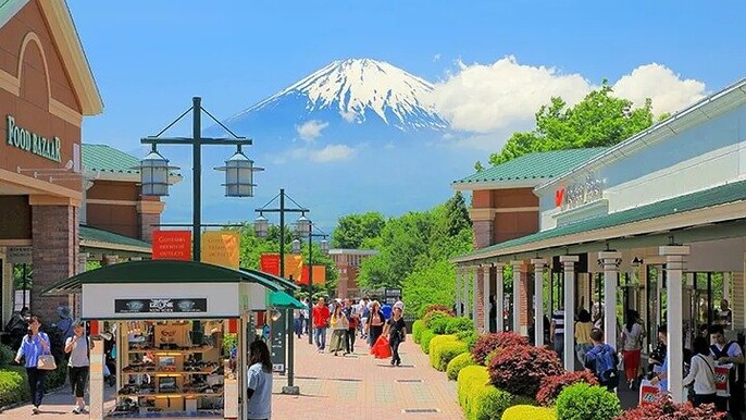 Mt. Fuji 5th Station Oshino Hakkai & Gotemba, Hot Spring Day Tour